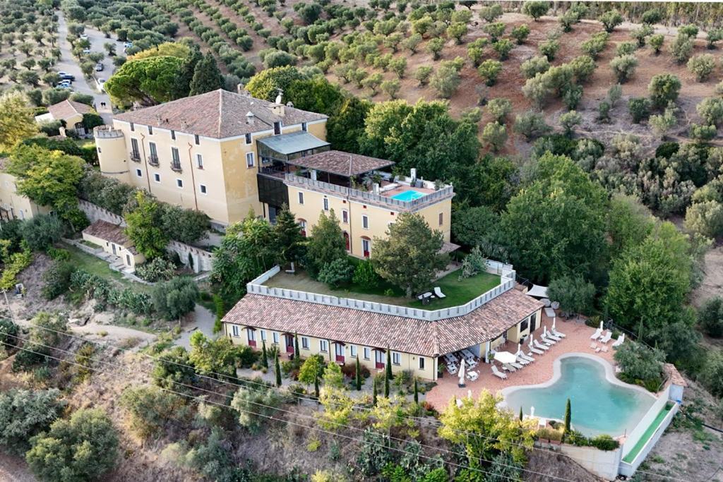 Castello Di Serragiumenta Firmo Exterior photo