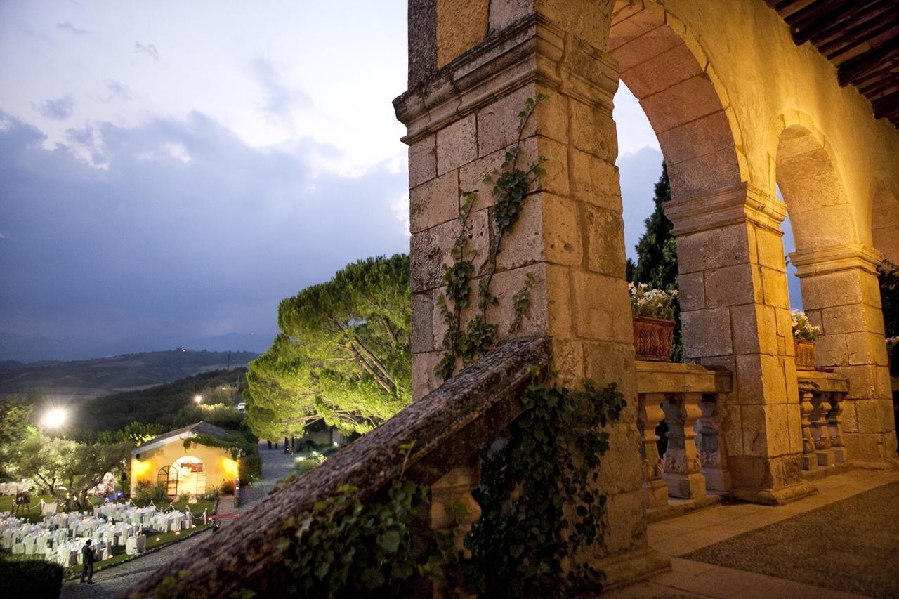 Castello Di Serragiumenta Firmo Exterior photo